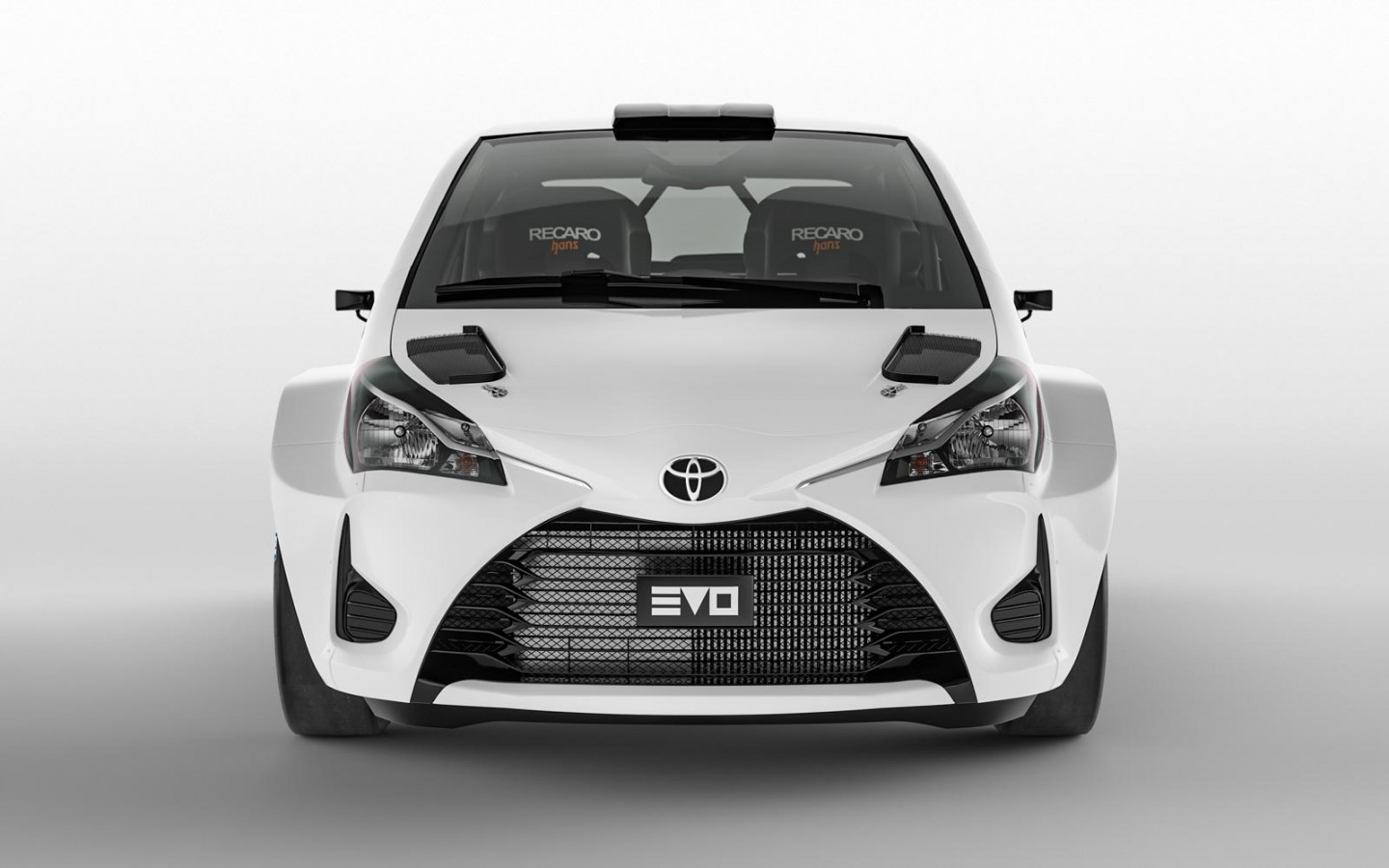 Yaris R4 EVOLVE